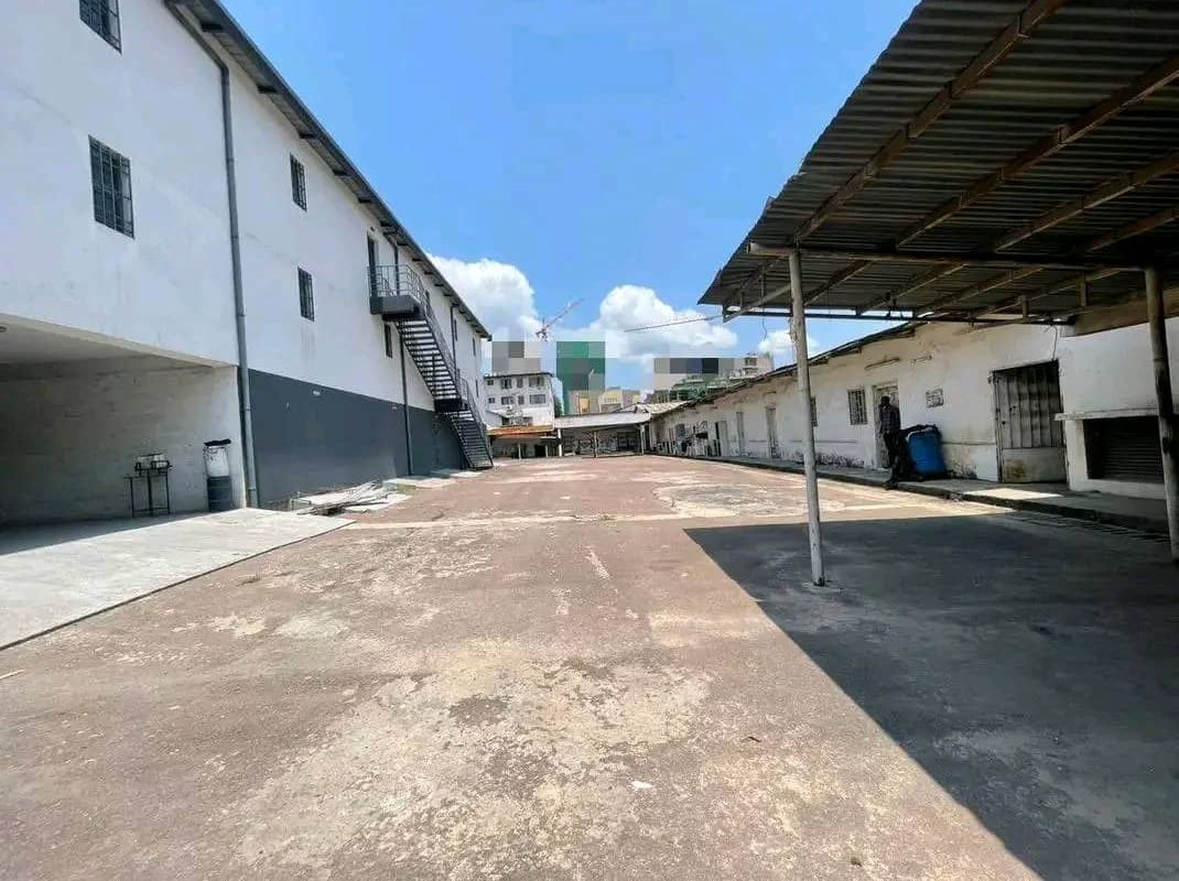 PARCELLE TERRAIN VIDE A VENDRE