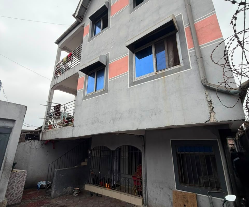 IMMEUBLE R+2 A VENDRE
