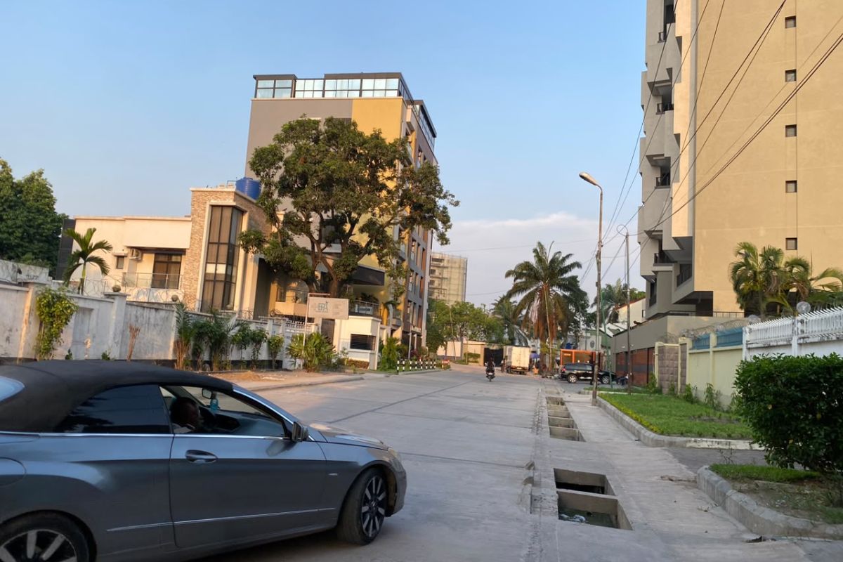 Villa — Kinshasa